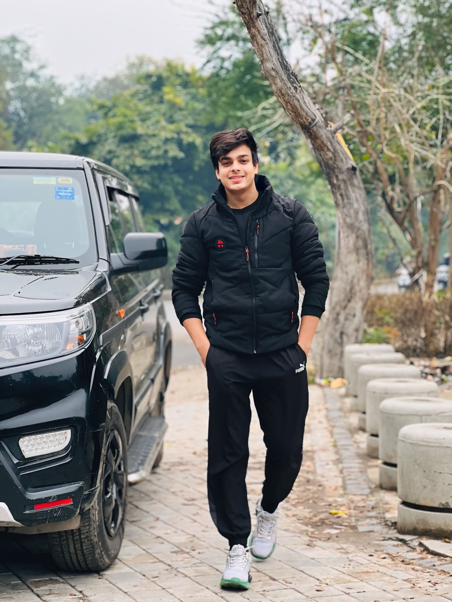 Ansh Gupta, talent sourcing and headhunting
